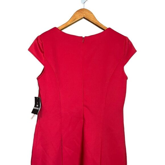 NWT! Studio one red short sleeve dress. Size 8 - Picture 9 of 9